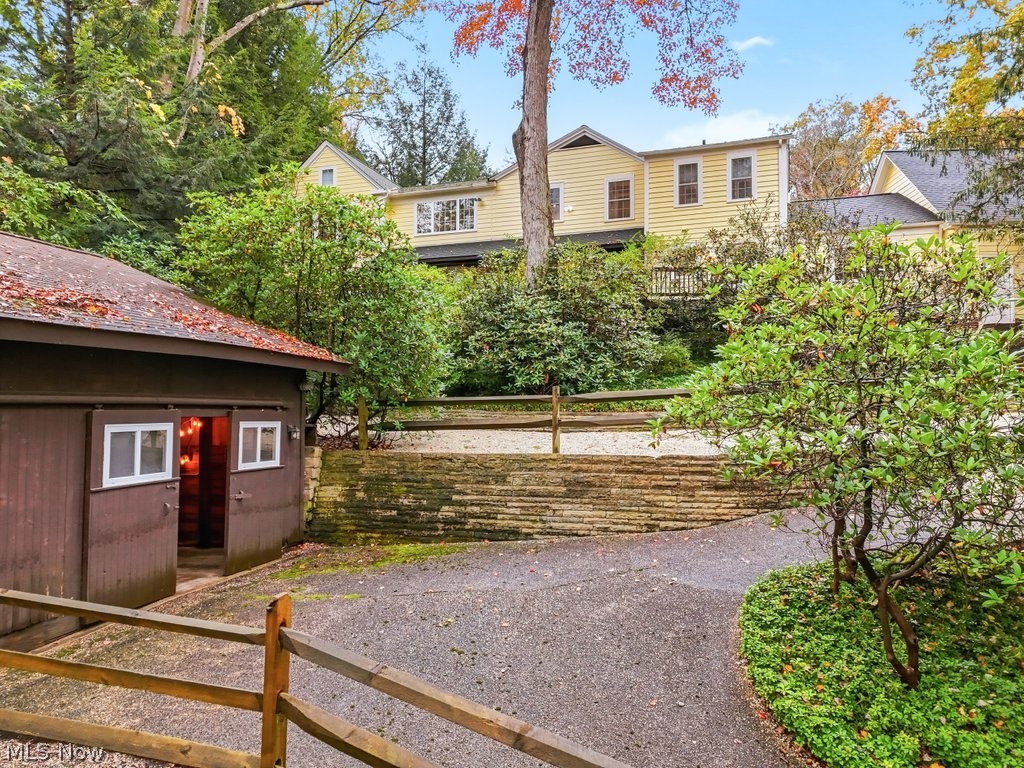 50 Park Lane Chagrin Falls OH 44022