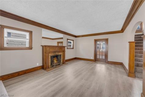 543 Sunset View Drive Akron OH 44320