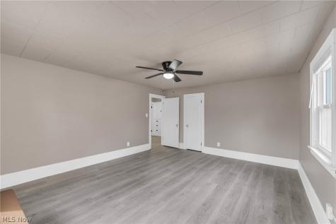 543 Sunset View Drive Akron OH 44320