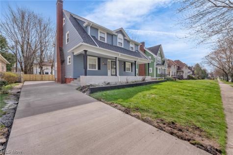 543 Sunset View Drive Akron OH 44320