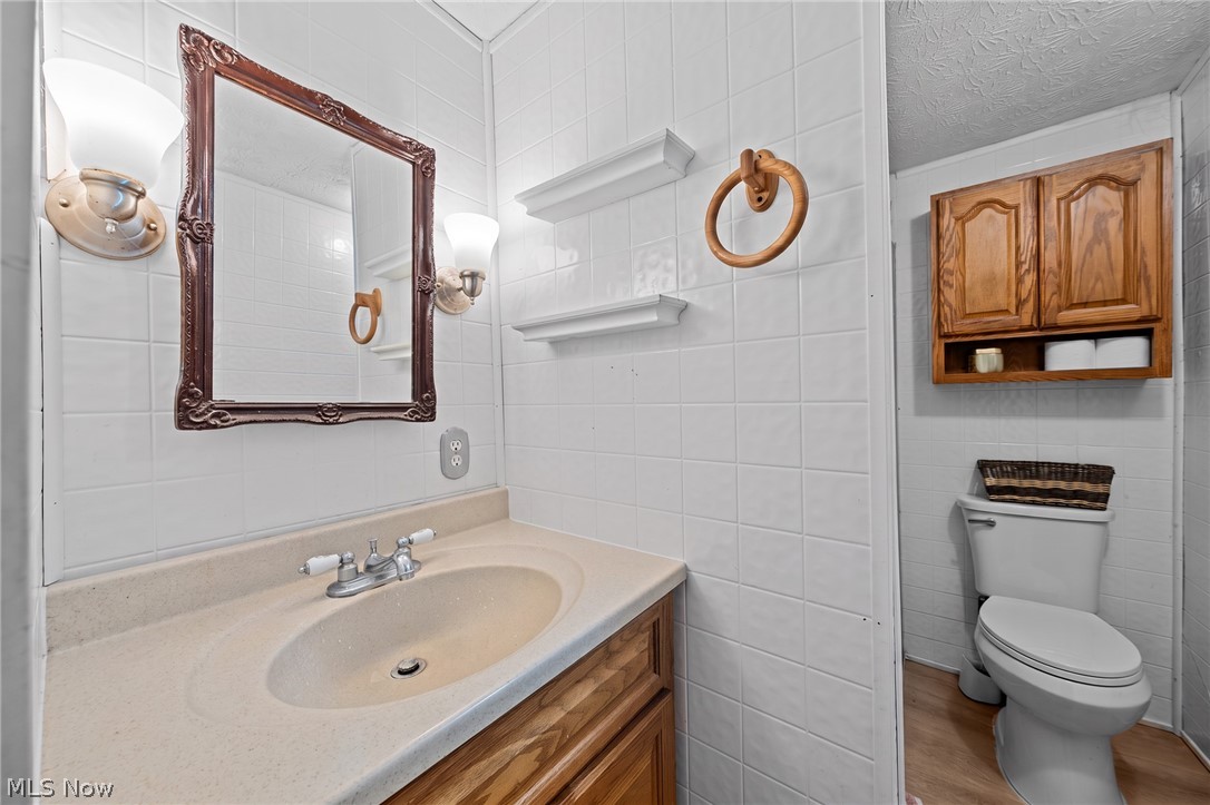 2407 30th Street NE Canton OH 44705