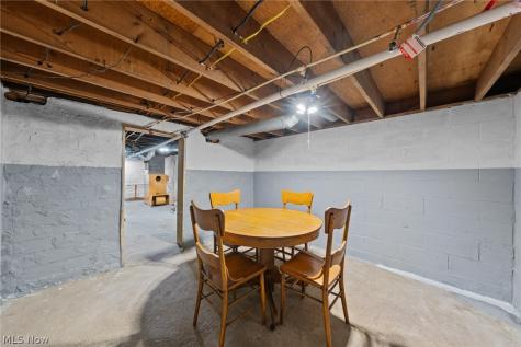 2407 30th Street NE Canton OH 44705