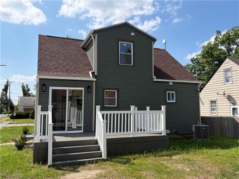 3895 E 189th Street Cleveland OH 44122
