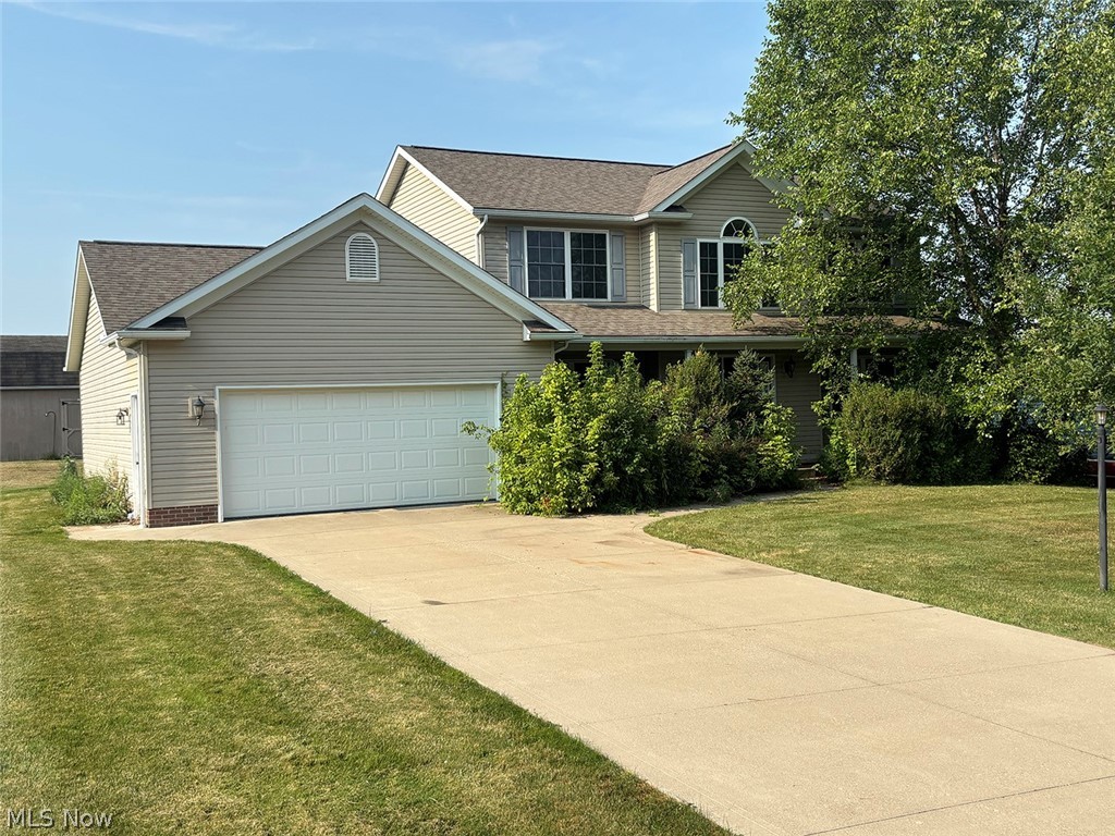 1196 Marigold Street NW Hartville OH 44632