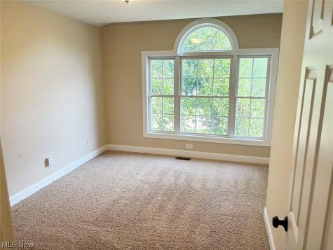 1196 Marigold Street NW Hartville OH 44632