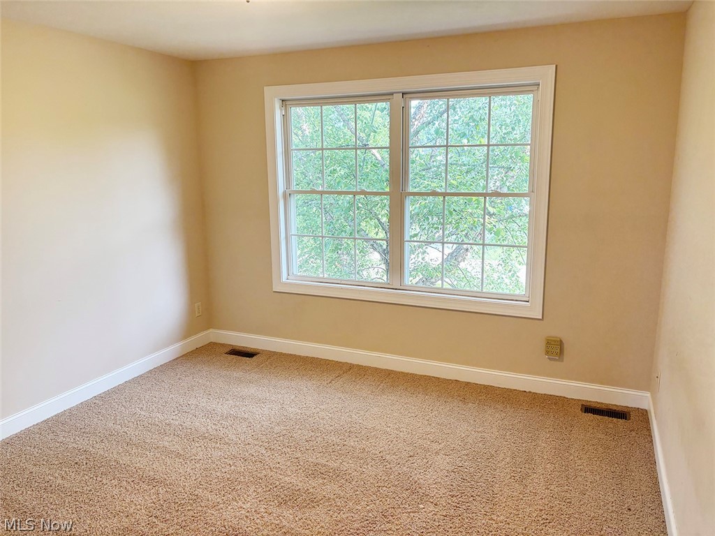 1196 Marigold Street NW Hartville OH 44632