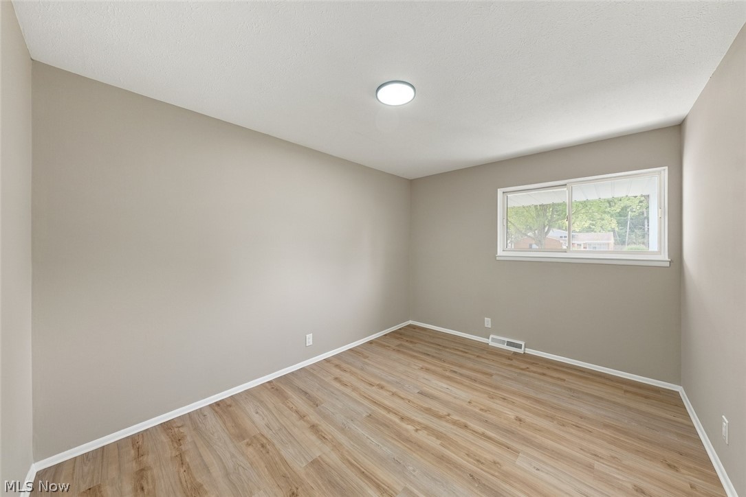 270 Michigan Avenue Elyria OH 44035