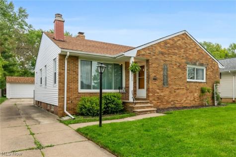 7249 Greenleaf Avenue Parma OH 44130