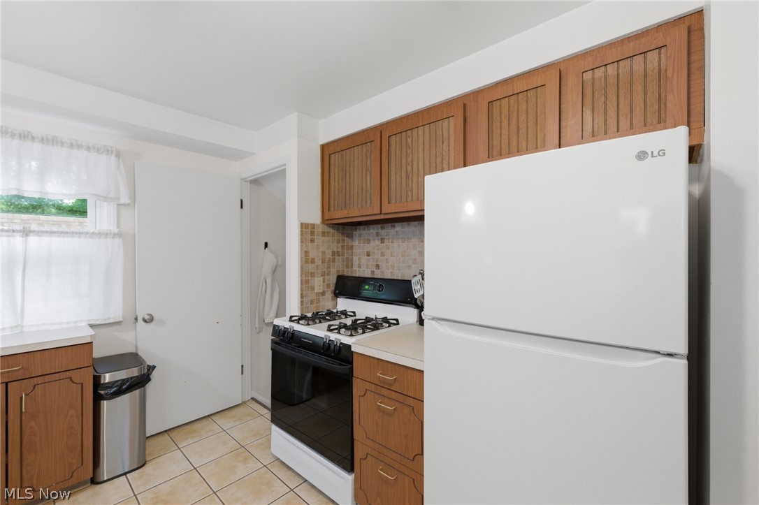 7249 Greenleaf Avenue Parma OH 44130