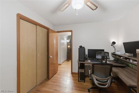 7249 Greenleaf Avenue Parma OH 44130