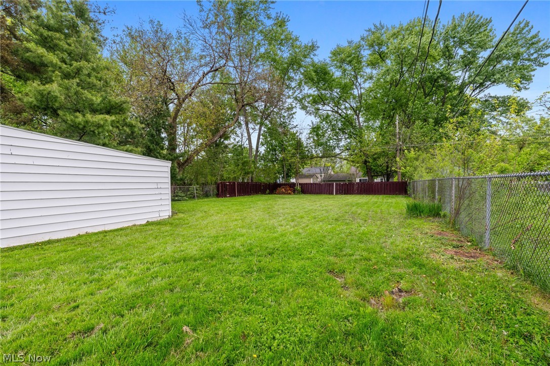 7249 Greenleaf Avenue Parma OH 44130