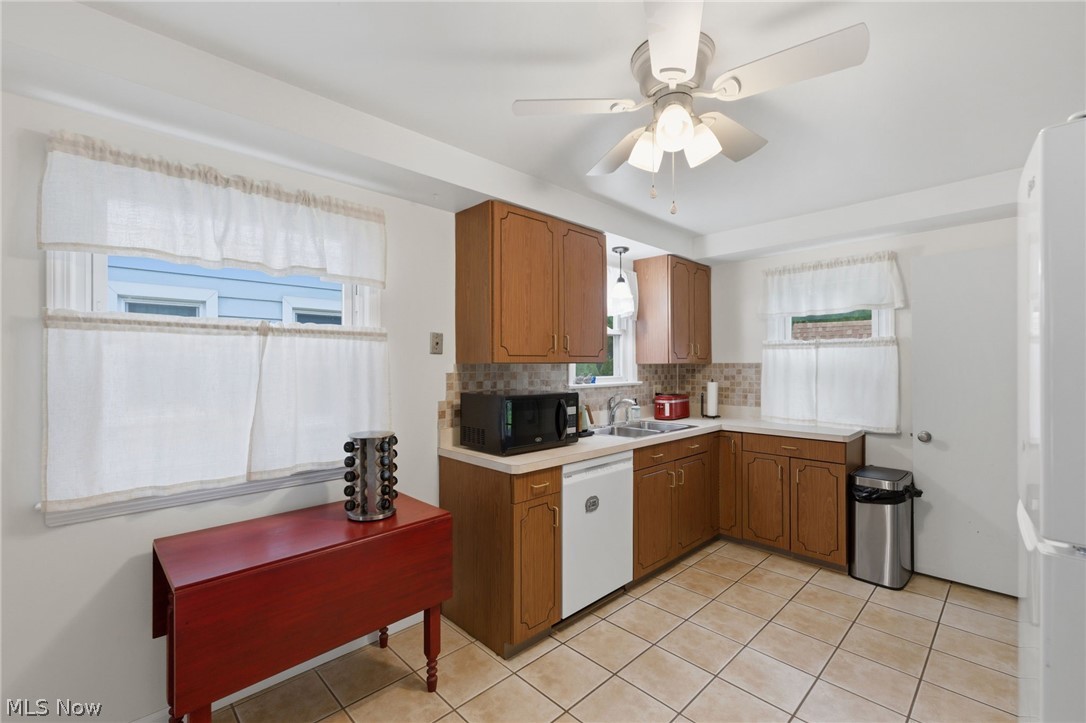 7249 Greenleaf Avenue Parma OH 44130