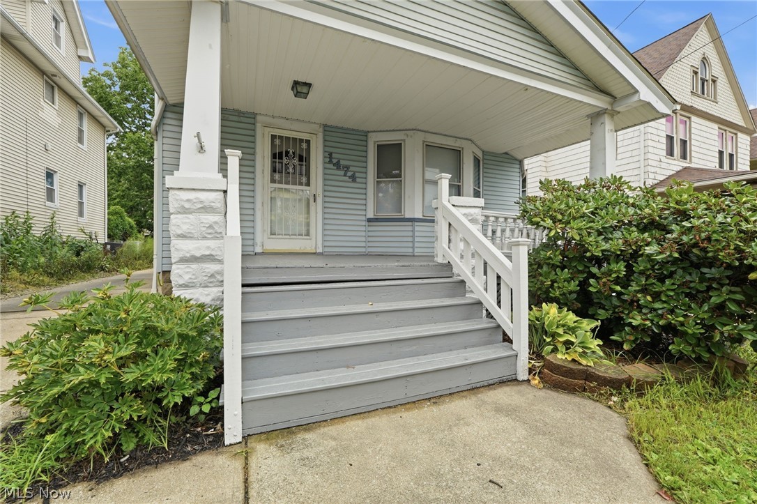 1474 Rosewood Avenue Lakewood OH 44107