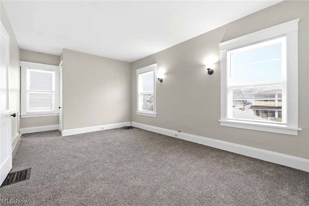 1474 Rosewood Avenue Lakewood OH 44107