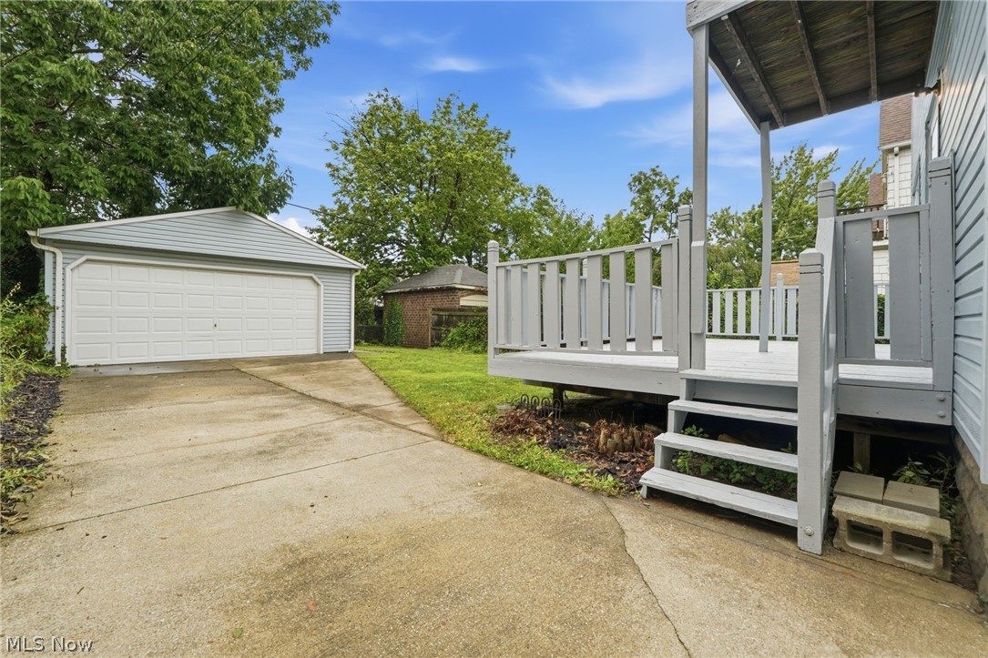 1474 Rosewood Avenue Lakewood OH 44107