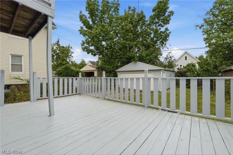 1474 Rosewood Avenue Lakewood OH 44107