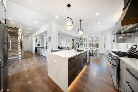 29288 Hampshire Place Westlake OH 44145
