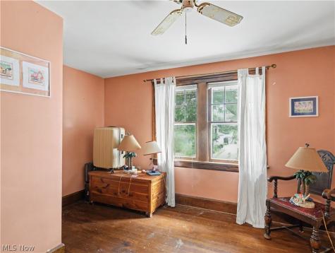 1634 Greenlawn Avenue Akron OH 44301
