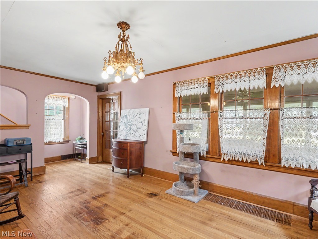 1634 Greenlawn Avenue Akron OH 44301