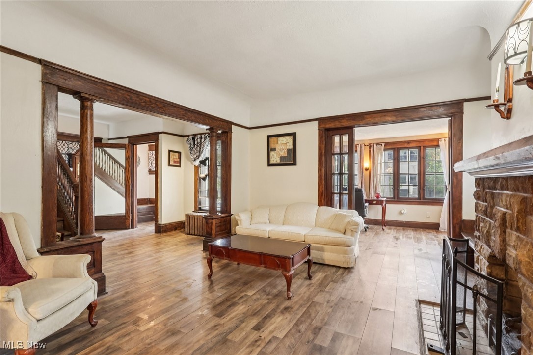 9502 Raymond Avenue Cleveland OH 44104