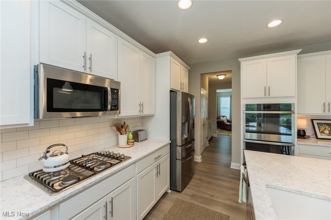 2041 Jaycox Road Avon OH 44011