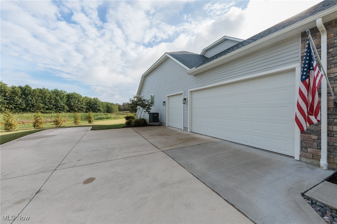 2041 Jaycox Road Avon OH 44011