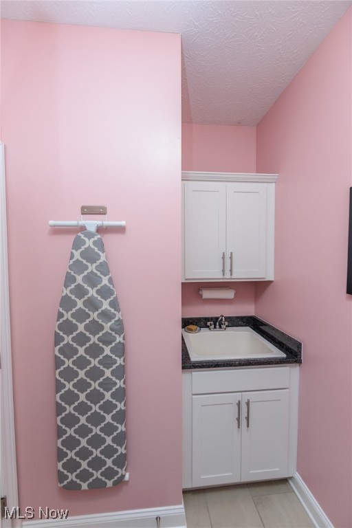 2041 Jaycox Road Avon OH 44011