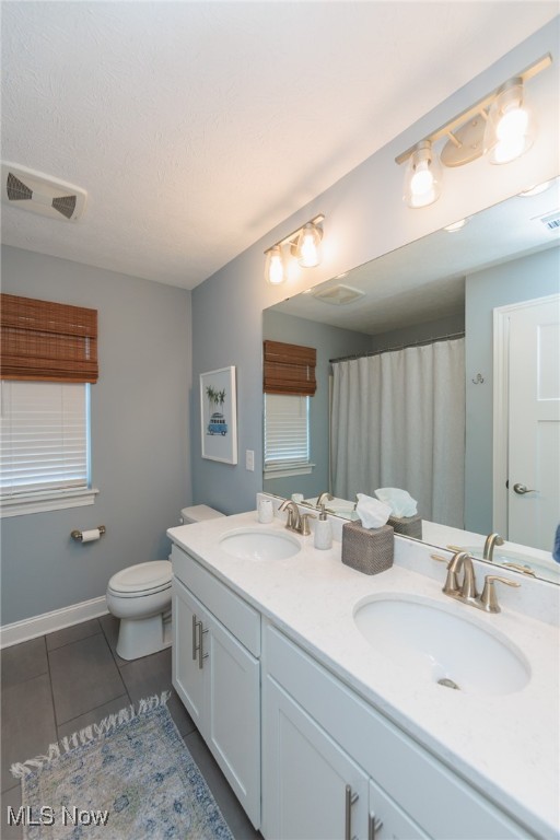 2041 Jaycox Road Avon OH 44011