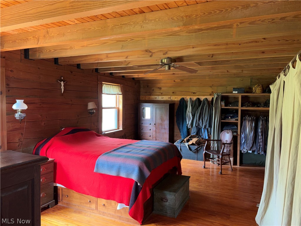 7313 County Road 22 Lakeville OH 44638