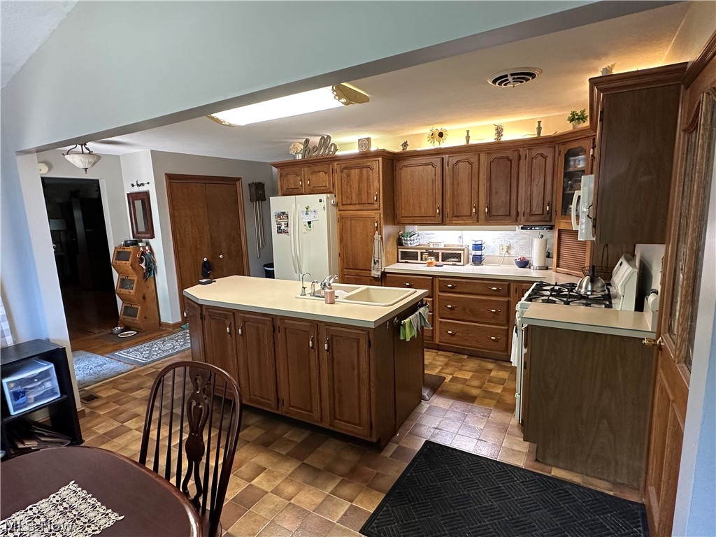 603 W Main Street Bellevue OH 44811