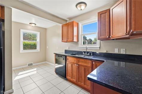 3508 Blanche Avenue Cleveland Heights OH 44118