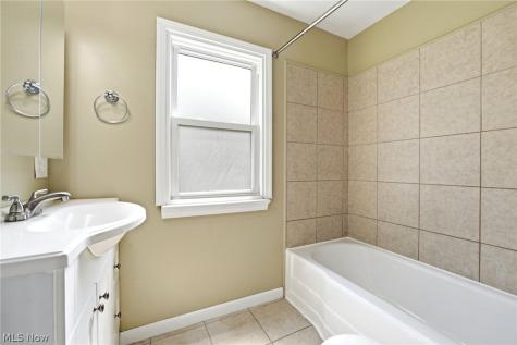 3508 Blanche Avenue Cleveland Heights OH 44118