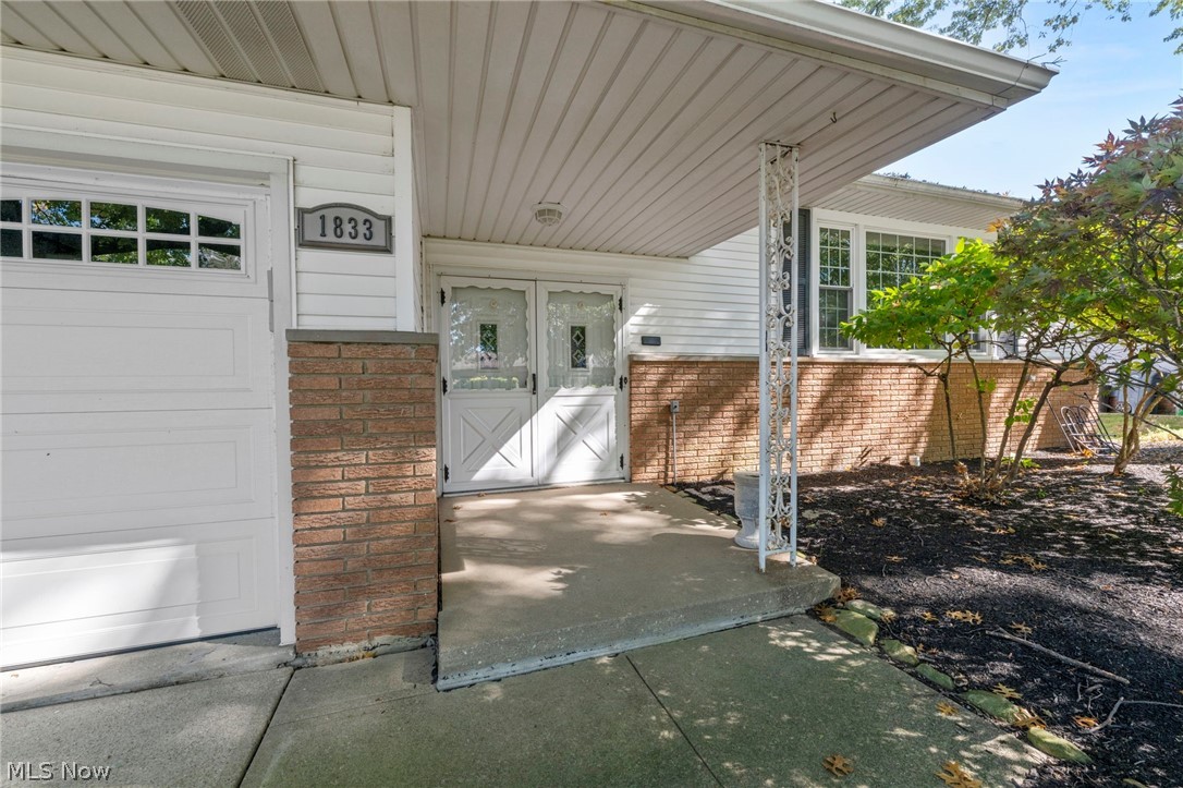 1833 Aldersgate Drive Lyndhurst OH 44124