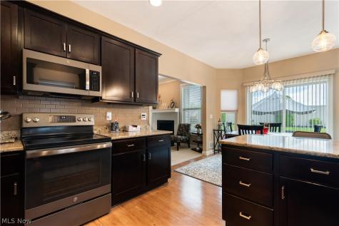 9684 Emerald Bluff Circle NW Canal Fulton OH 44614