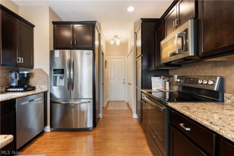 9684 Emerald Bluff Circle NW Canal Fulton OH 44614