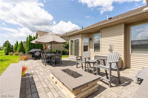 9684 Emerald Bluff Circle NW Canal Fulton OH 44614