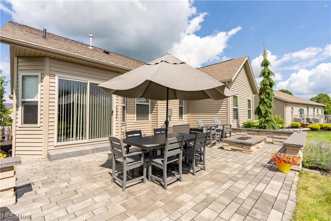 9684 Emerald Bluff Circle NW Canal Fulton OH 44614