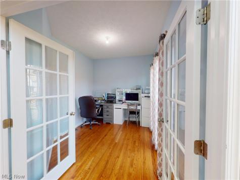 4484 Castlegate Boulevard Uniontown OH 44685