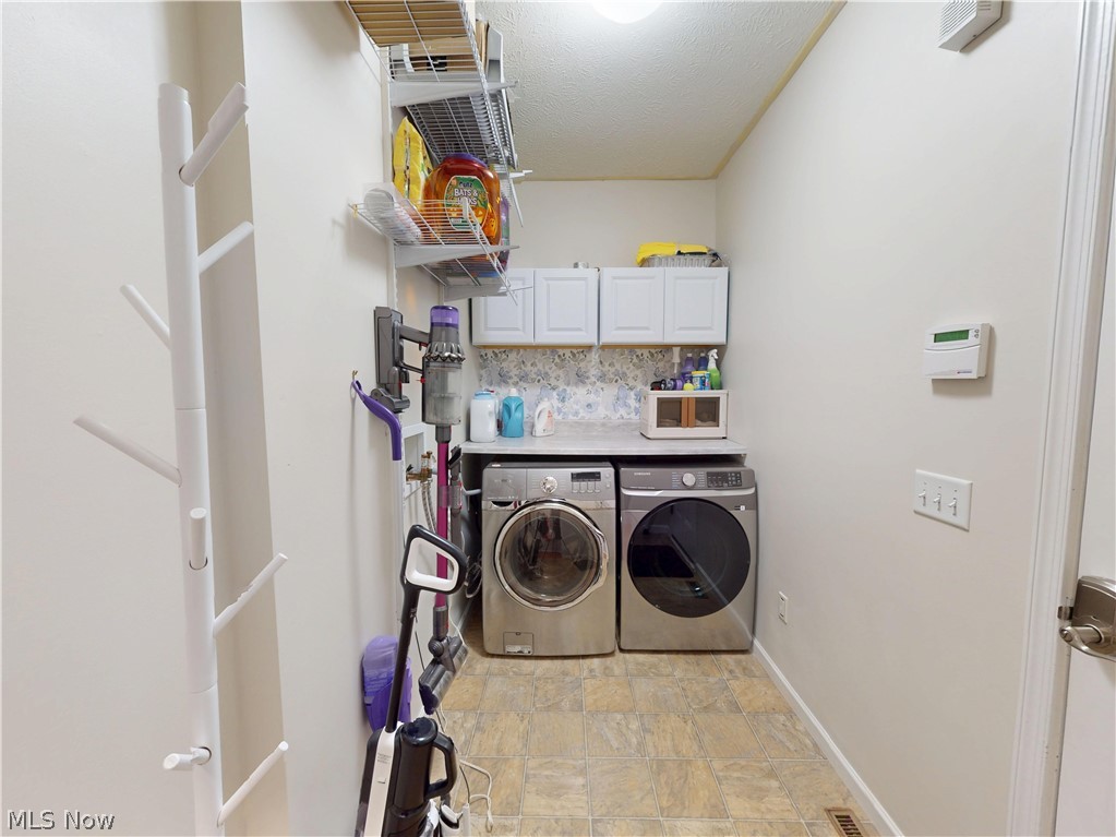 4484 Castlegate Boulevard Uniontown OH 44685