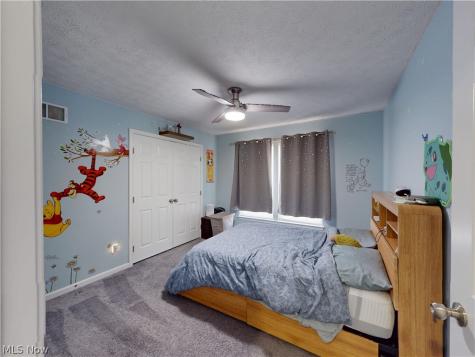 4484 Castlegate Boulevard Uniontown OH 44685