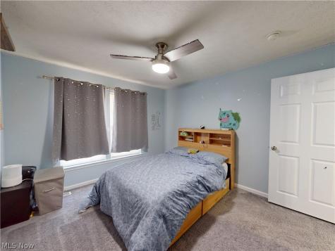 4484 Castlegate Boulevard Uniontown OH 44685