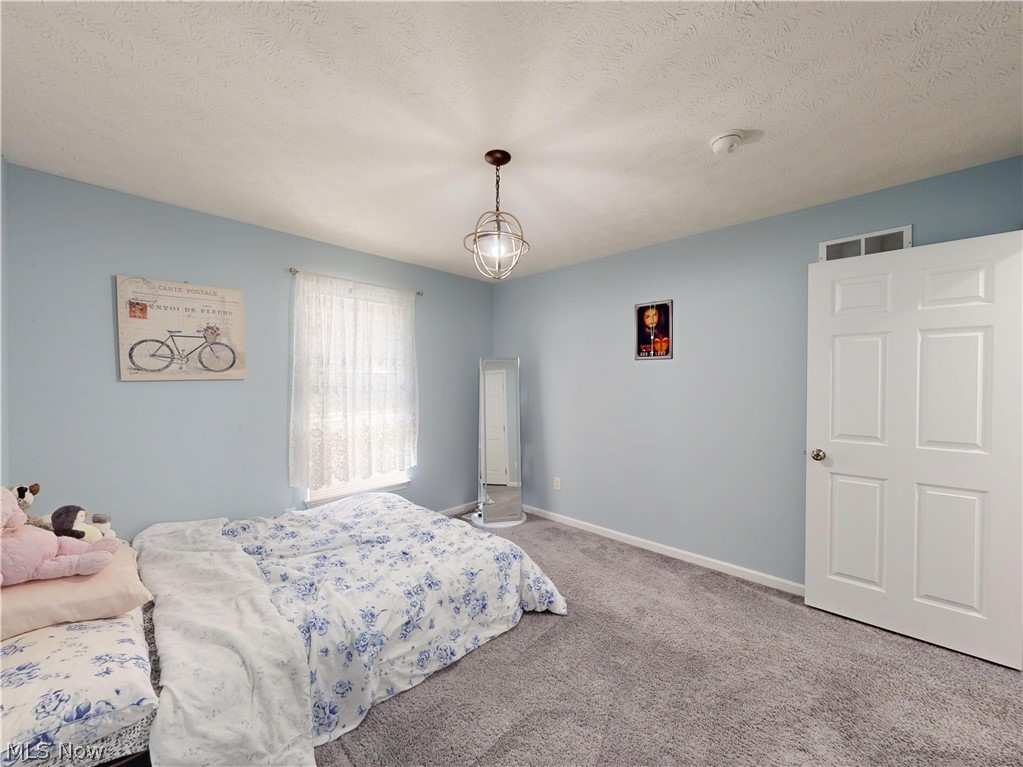 4484 Castlegate Boulevard Uniontown OH 44685