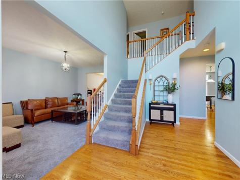 4484 Castlegate Boulevard Uniontown OH 44685