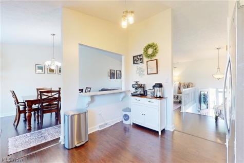 3237 Saint Charles Drive Steubenville OH 43952