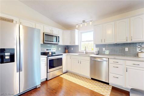3237 Saint Charles Drive Steubenville OH 43952
