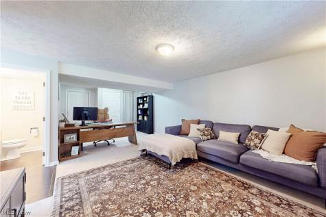 3237 Saint Charles Drive Steubenville OH 43952