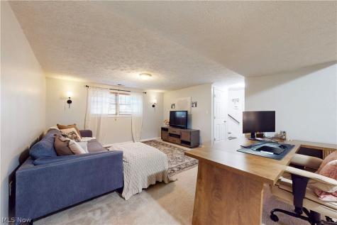 3237 Saint Charles Drive Steubenville OH 43952