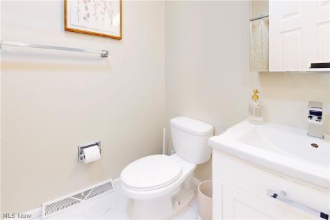 3237 Saint Charles Drive Steubenville OH 43952