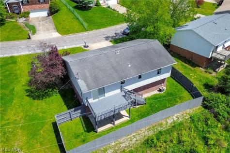 3237 Saint Charles Drive Steubenville OH 43952