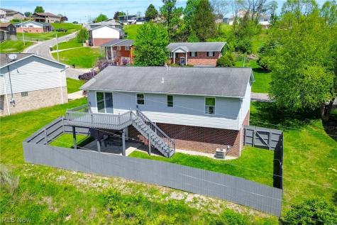 3237 Saint Charles Drive Steubenville OH 43952